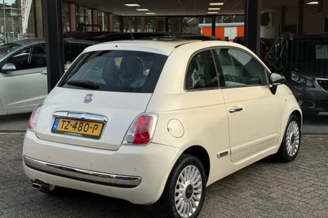 Fiat 500 (2010) thumbnail 6