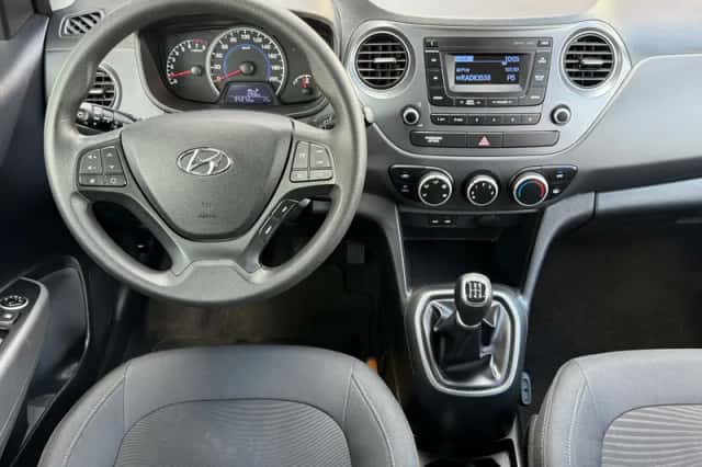 Hyundai i10 (2018) thumbnail 2