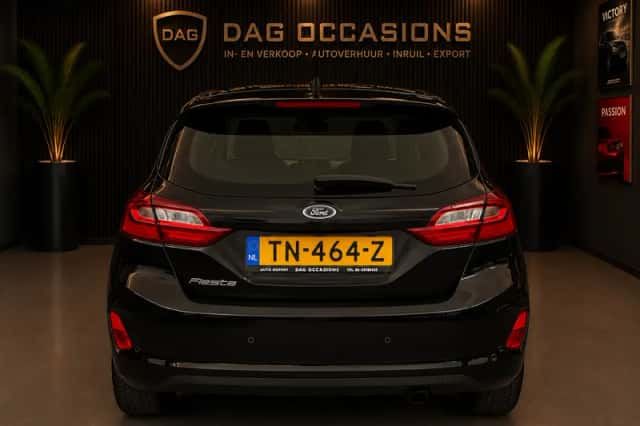 Ford Fiesta (2018) thumbnail 3