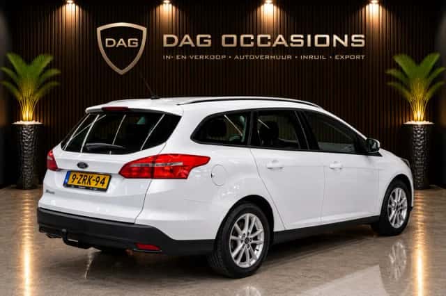 Ford Focus (2015) thumbnail 4