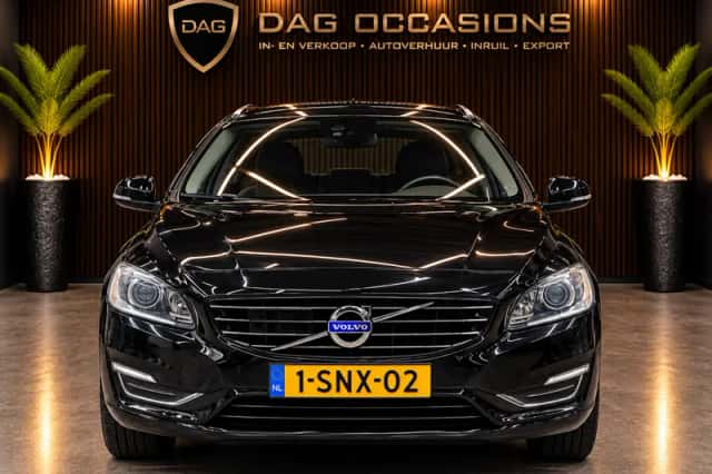 Volvo V60 (2013) thumbnail 2
