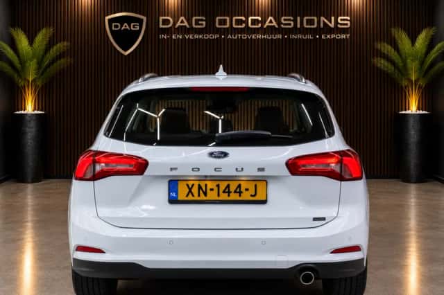 Ford Focus (2019) thumbnail 3