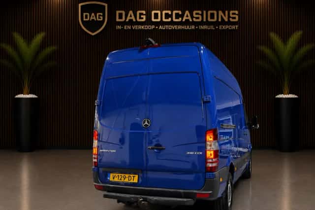 Mercedes-Benz Sprinter (2017) thumbnail 3