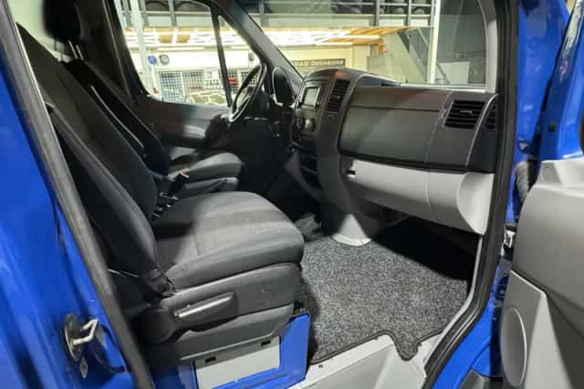 Mercedes-Benz Sprinter (2017) thumbnail 6
