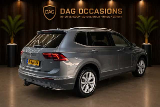 Volkswagen Tiguan (2019) thumbnail 4