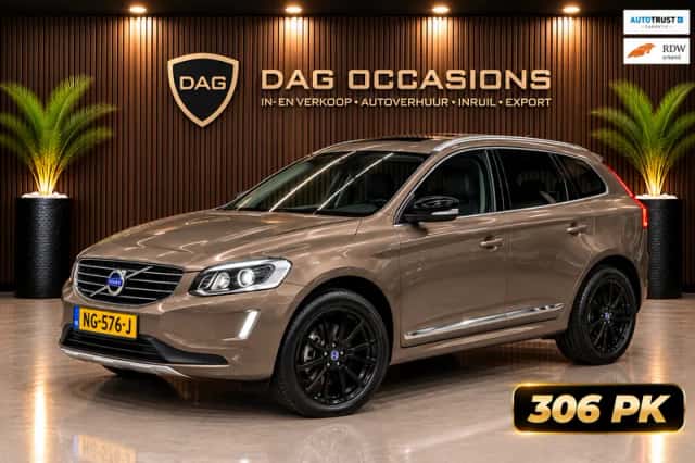 Volvo XC60 (2015) thumbnail 1