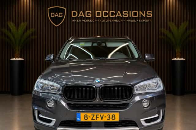 BMW X5 (2013) thumbnail 3