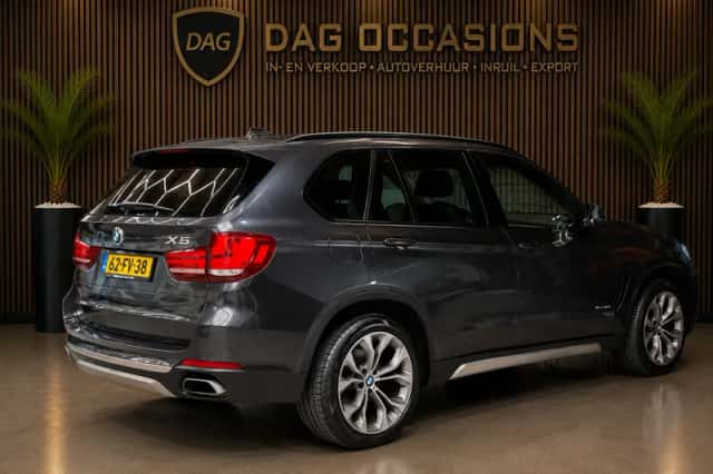 BMW X5 (2013) thumbnail 5