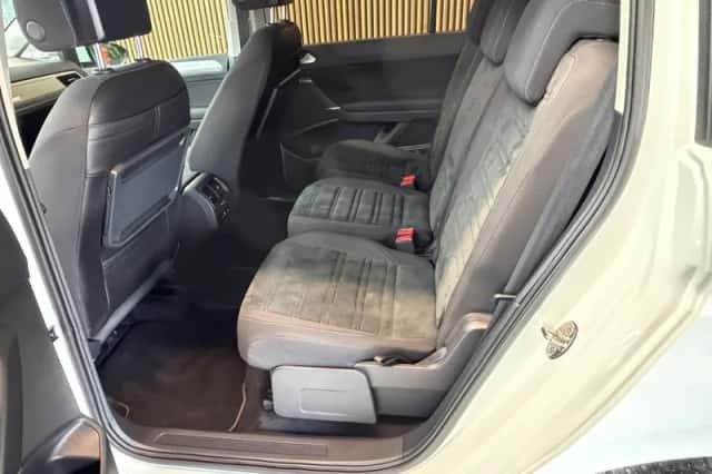 Volkswagen Touran (2019) thumbnail 6
