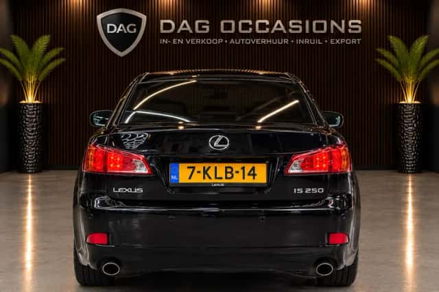 Lexus IS (2008) thumbnail 3