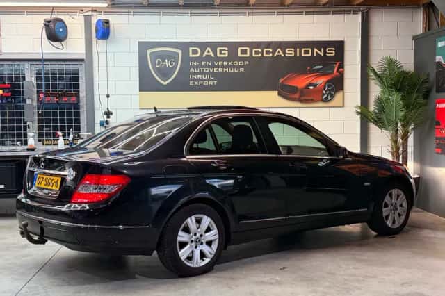Mercedes-Benz C-Klasse (2009) thumbnail 2