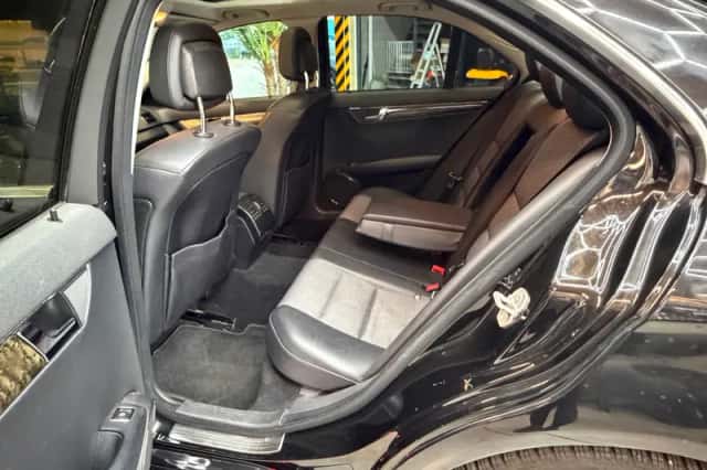 Mercedes-Benz C-Klasse (2009) thumbnail 6