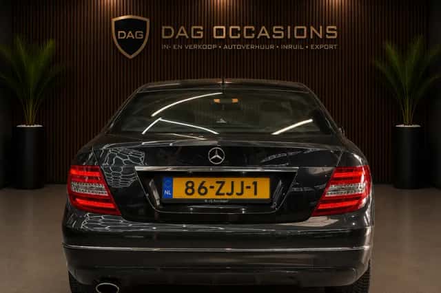 Mercedes-Benz C-Klasse (2012) thumbnail 3