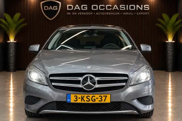 Mercedes-Benz A-Klasse (2013) thumbnail 2