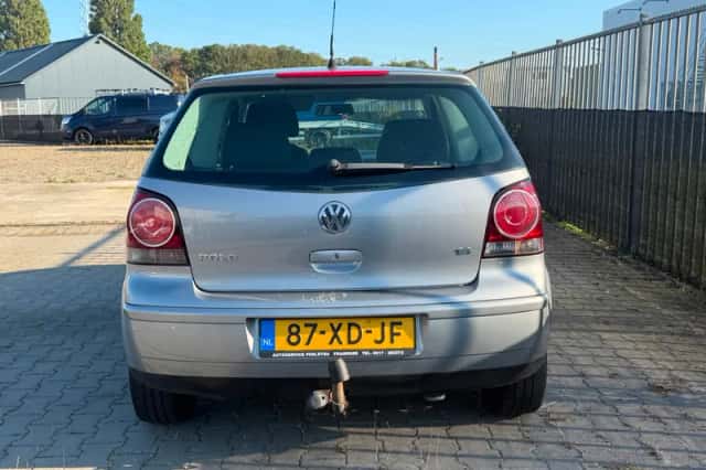 Volkswagen Polo (2007) thumbnail 5