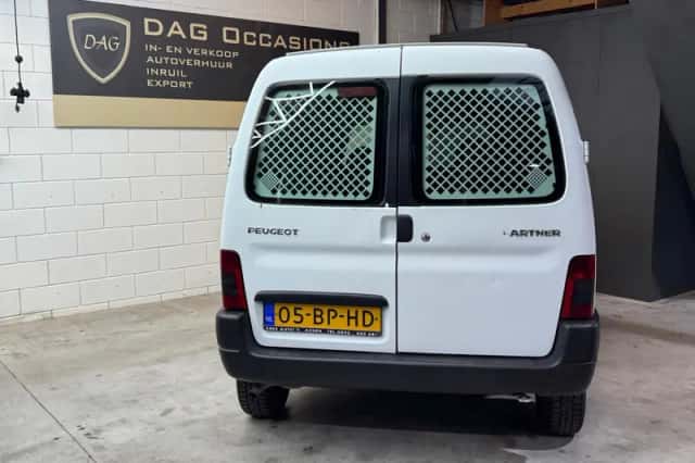 Peugeot Partner (2004) thumbnail 5