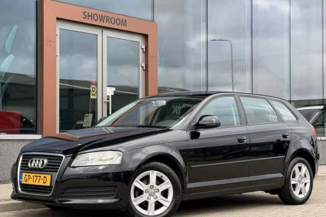 Audi A3 (2010) thumbnail 1