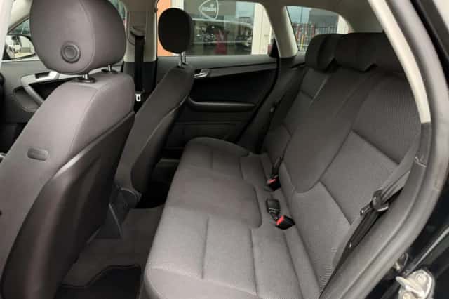 Audi A3 (2010) thumbnail 5
