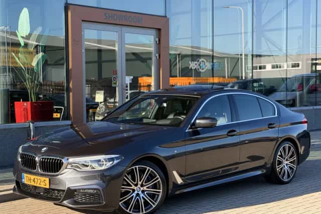 BMW 5-Serie (2018) thumbnail 3