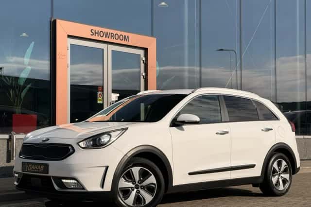 Kia Niro (2018) thumbnail 1