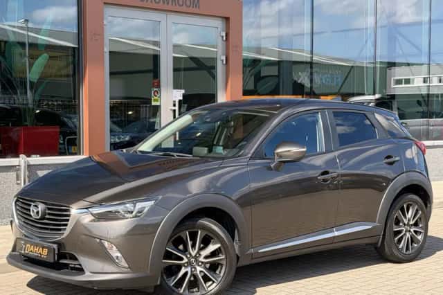 Mazda CX-3 (2015) thumbnail 3