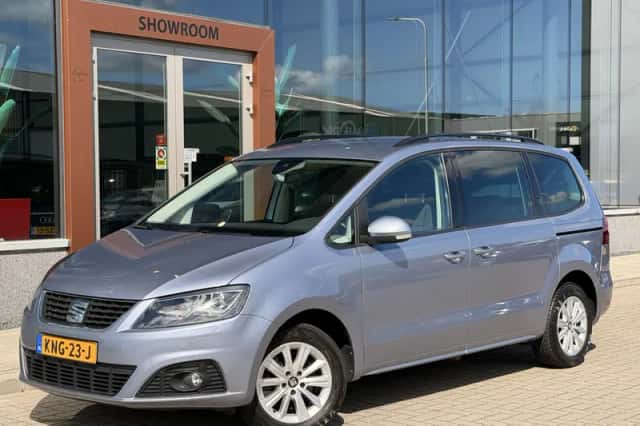 SEAT Alhambra (2019) thumbnail 3