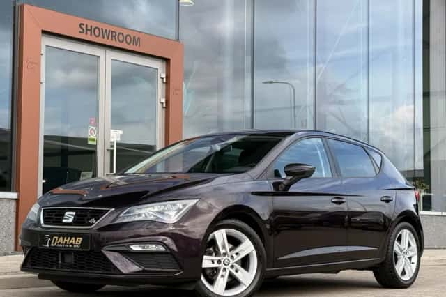 SEAT Leon (2018) thumbnail 1
