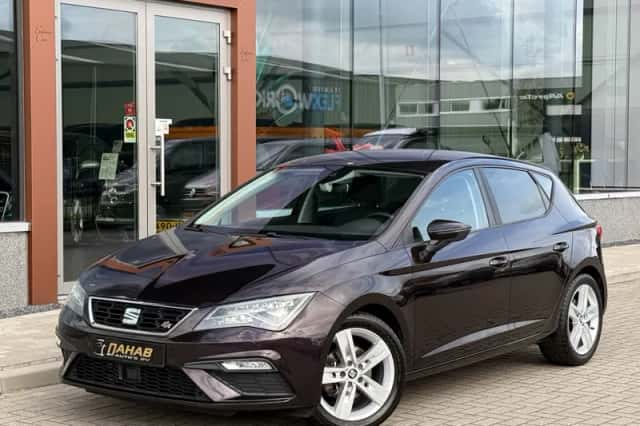 SEAT Leon (2018) thumbnail 3