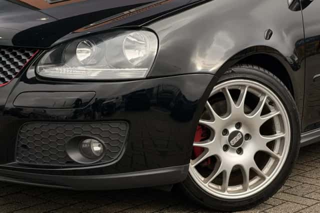 Volkswagen Golf (2008) thumbnail 4