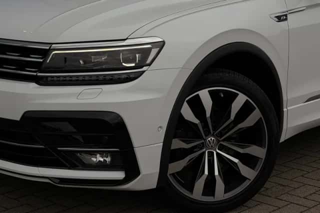 Volkswagen Tiguan (2017) thumbnail 6