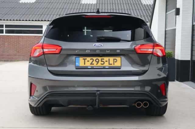 Ford Focus (2019) thumbnail 4