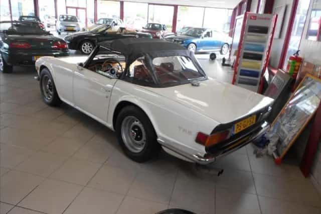 Triumph TR6 (1973) thumbnail 3