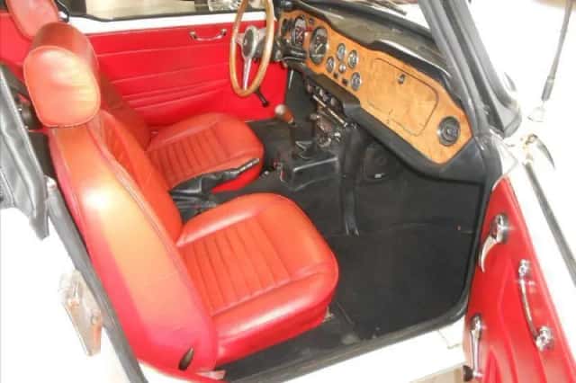 Triumph TR6 (1973) thumbnail 6