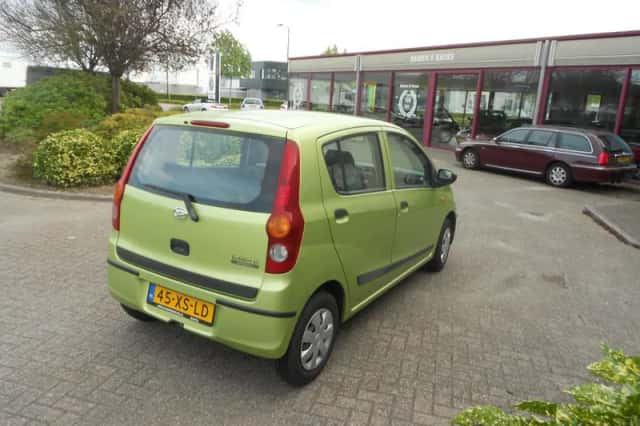 Daihatsu Cuore (2007) thumbnail 4