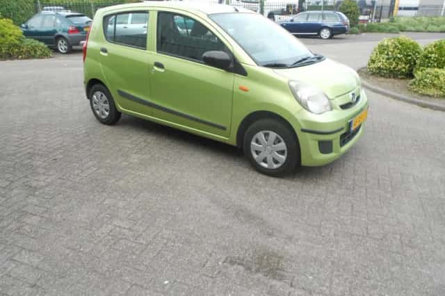 Daihatsu Cuore (2007) thumbnail 5