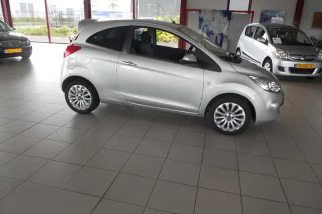 Ford Ka (2011) thumbnail 5