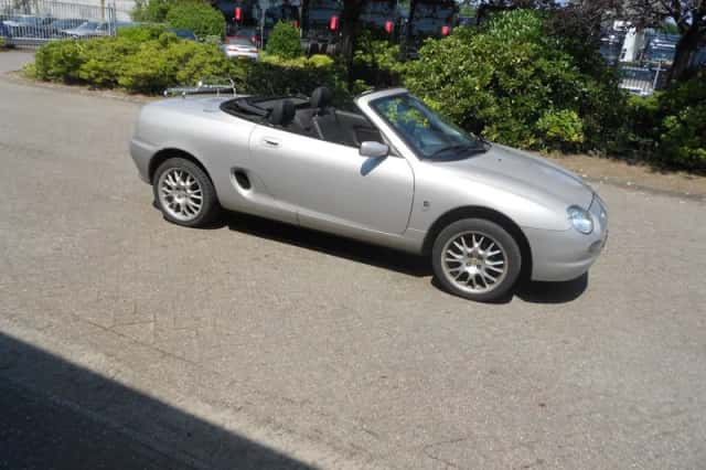 MG F (2001) thumbnail 5