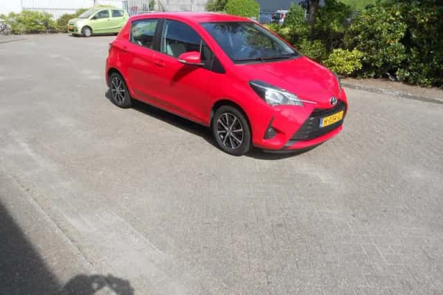 Toyota Yaris (2020) thumbnail 5