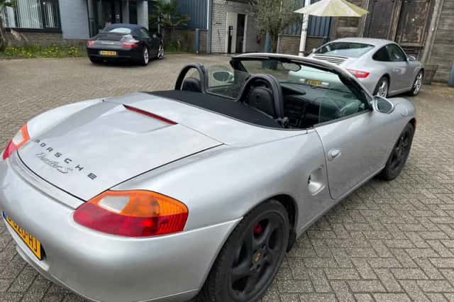 Porsche Boxster (2001) thumbnail 6