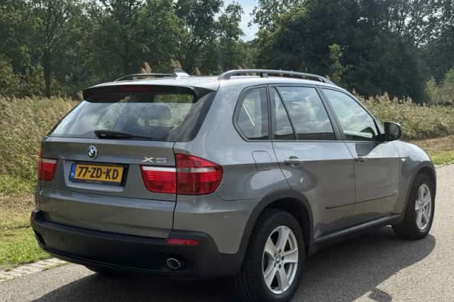 BMW X5 (2008) thumbnail 3
