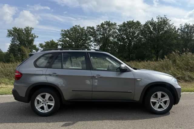 BMW X5 (2008) thumbnail 4