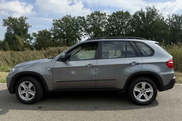 BMW X5 (2008) thumbnail 5
