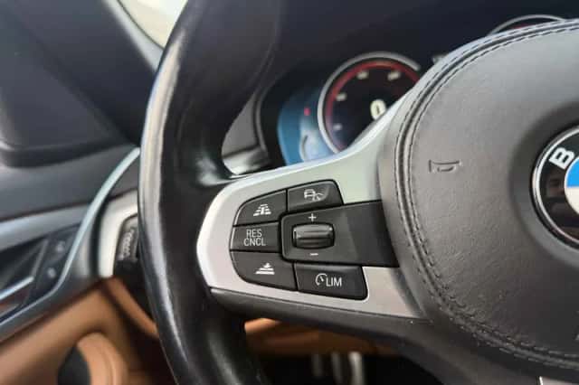 BMW 5-Serie (2018) thumbnail 5