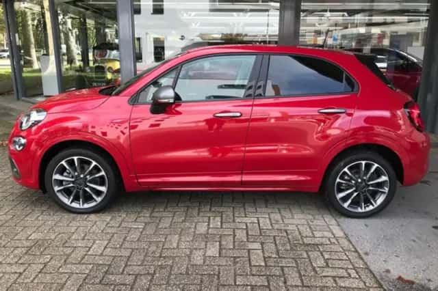 Fiat 500X (2024) thumbnail 5