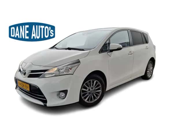 Toyota Verso (2016) thumbnail 1