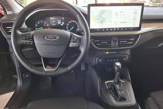 Ford Focus (2024) thumbnail 4
