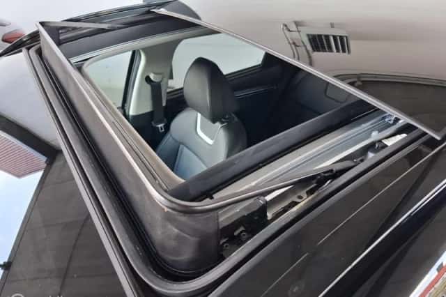 Hyundai Tucson (2023) thumbnail 3
