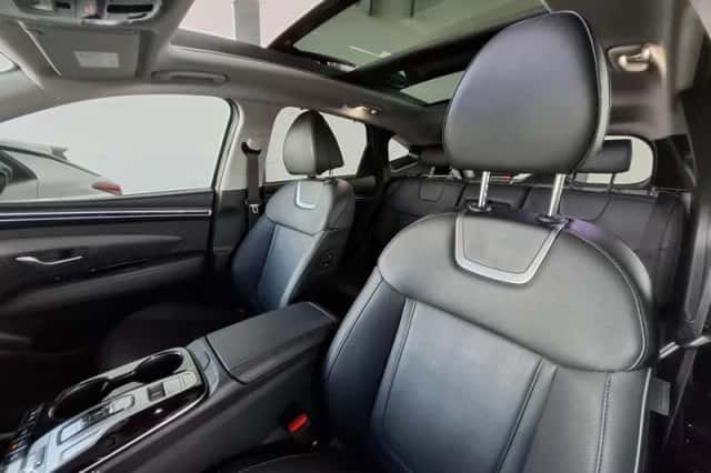 Hyundai Tucson (2023) thumbnail 4