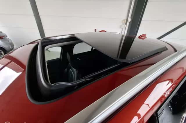 Volvo XC40 (2022) thumbnail 3