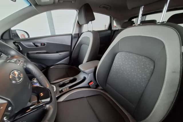 Hyundai Kona (2019) thumbnail 4